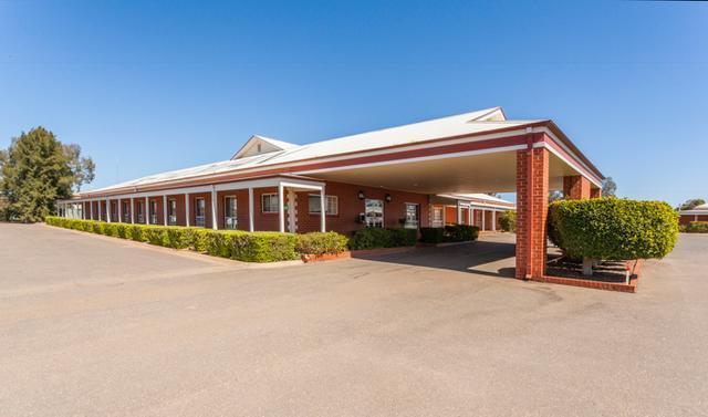 The Kidman Wayside Inn Griffith Exterior foto